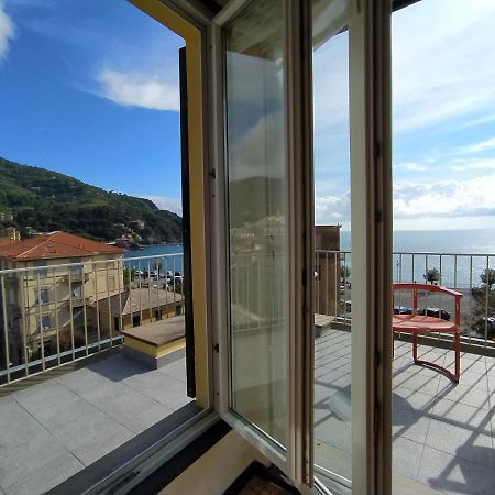 Monia House Sea View Lägenhet Levanto Exteriör bild
