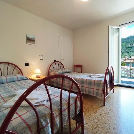 Monia House Sea View Lägenhet Levanto Exteriör bild