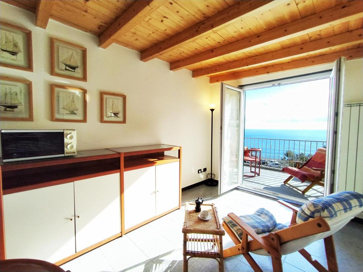 Monia House Sea View Lägenhet Levanto Exteriör bild