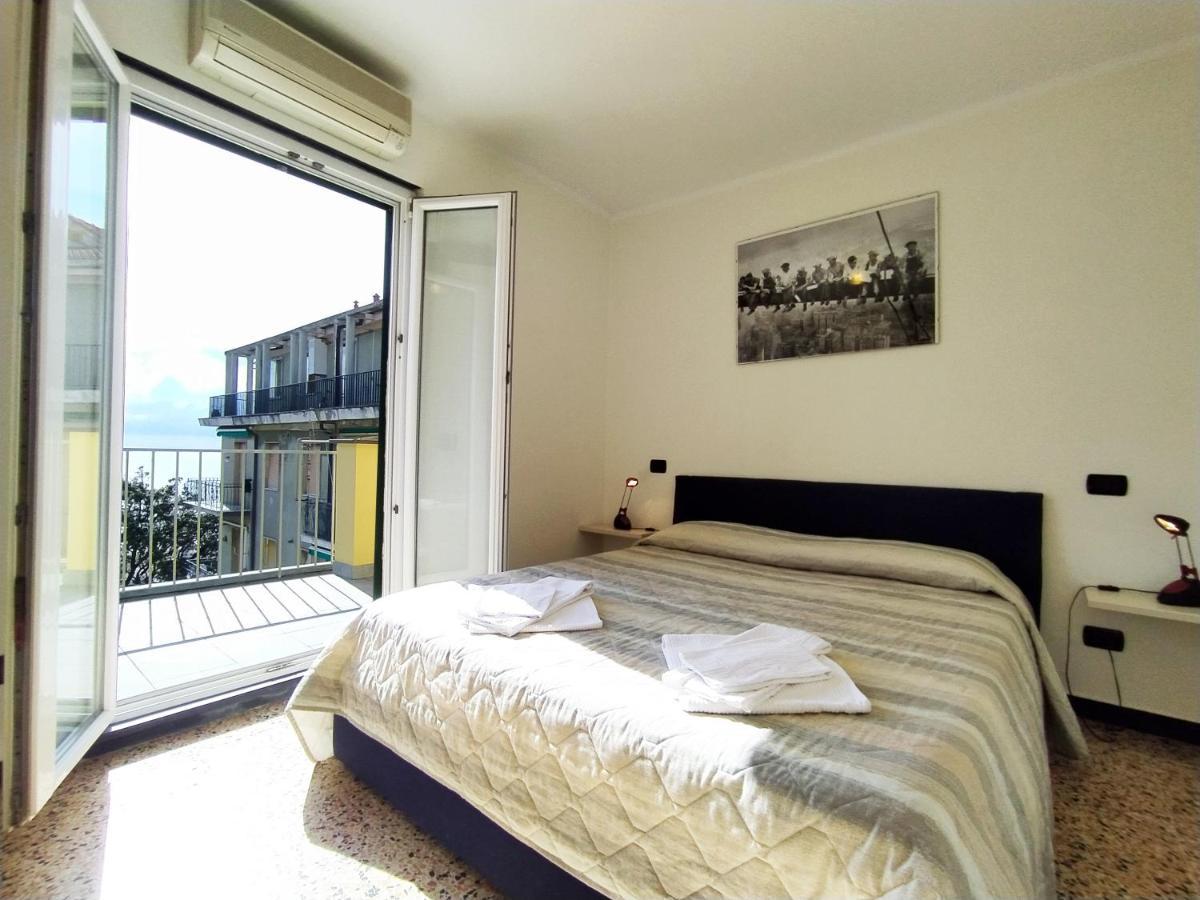 Monia House Sea View Lägenhet Levanto Exteriör bild